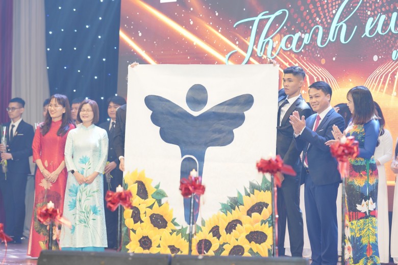 Lễ trưởng thành khối 12: Chào tuổi 18 – thanh xuân rực rỡ!